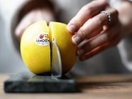 Gachas de avena con manzanas<br>y frutos rojos