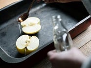 Gachas de avena con manzanas<br>y frutos rojos