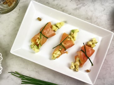 Involtini<br>salmone, mela e avocado