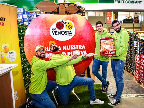 Arranca la segunda fase de las acciones de Manzanas Val Venosta en el punto de venta