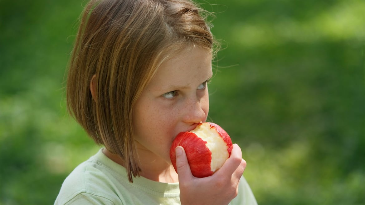 Manzanas Val Venosta celebra<br>el Día del Niño en España