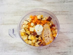 Gazpacho di carote e<br>mele Red Delicious<br>con latte di cocco e curcuma