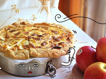 Pizza di mele Pinova,<br>provola e rosmarino