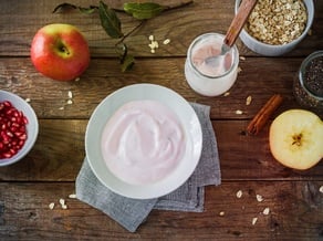 Smoothie Bowl mit Ambrosia™-Äpfeln und Zimt