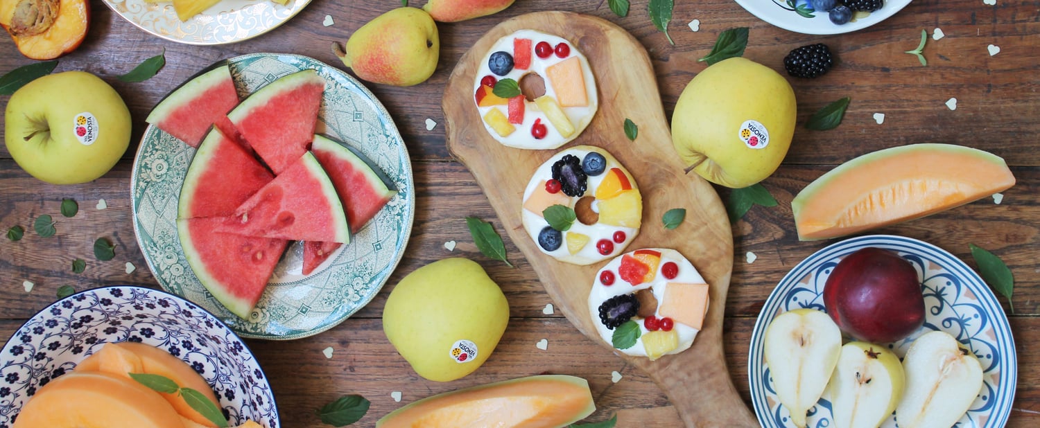 Apfelringe mit frischem Obst