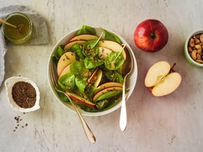 Insalata di spinaci <br>con mele Gala e quinoa