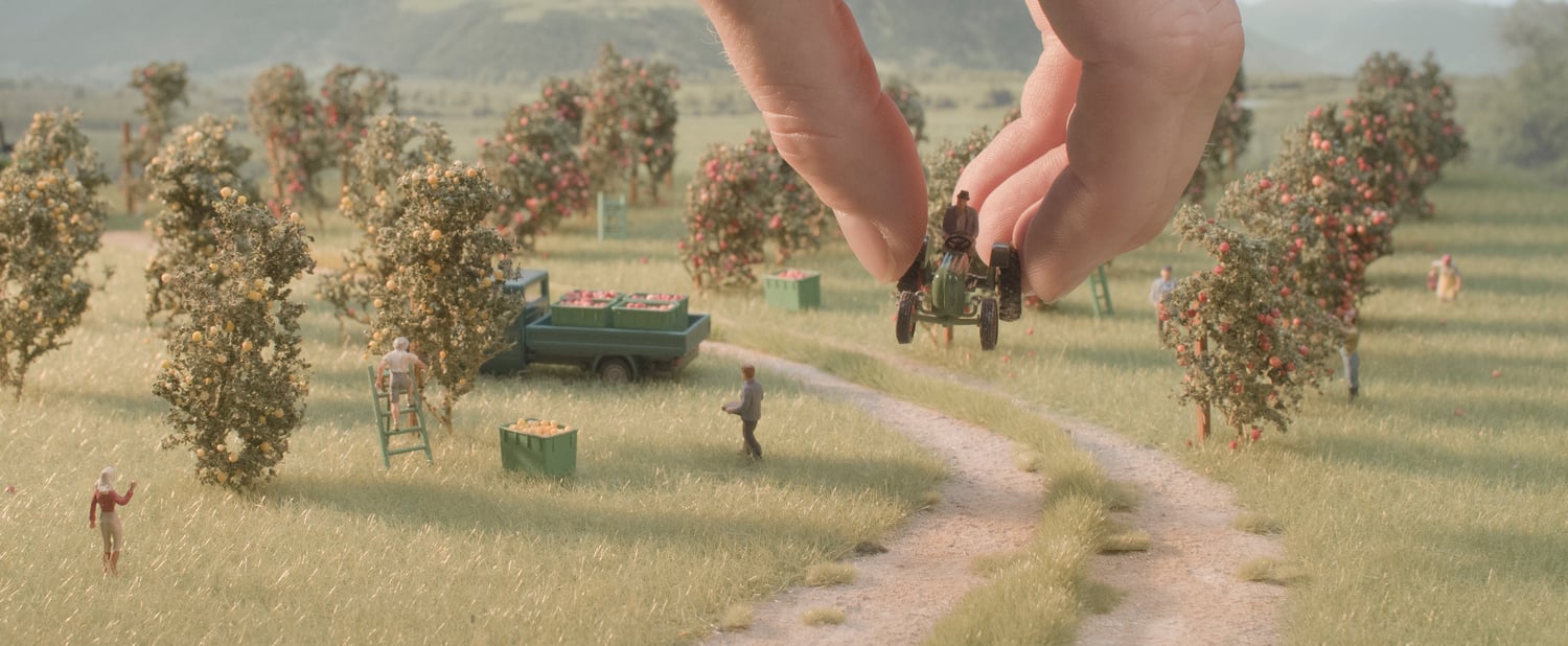 Behind the scenes… there is the Paradise!