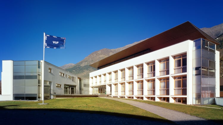 1990