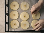 Crostata con ganache al cioccolato<br>e mele Golden Delicious