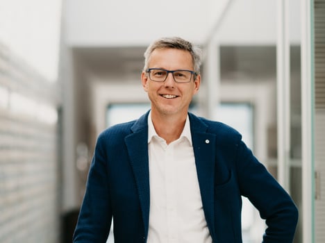 Neue Bildmarke und Positionierung der VIP