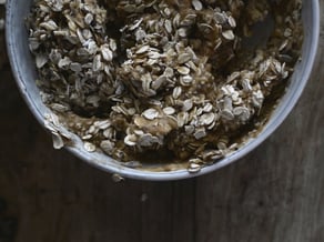 Granola salata<br>con mela Red Delicious