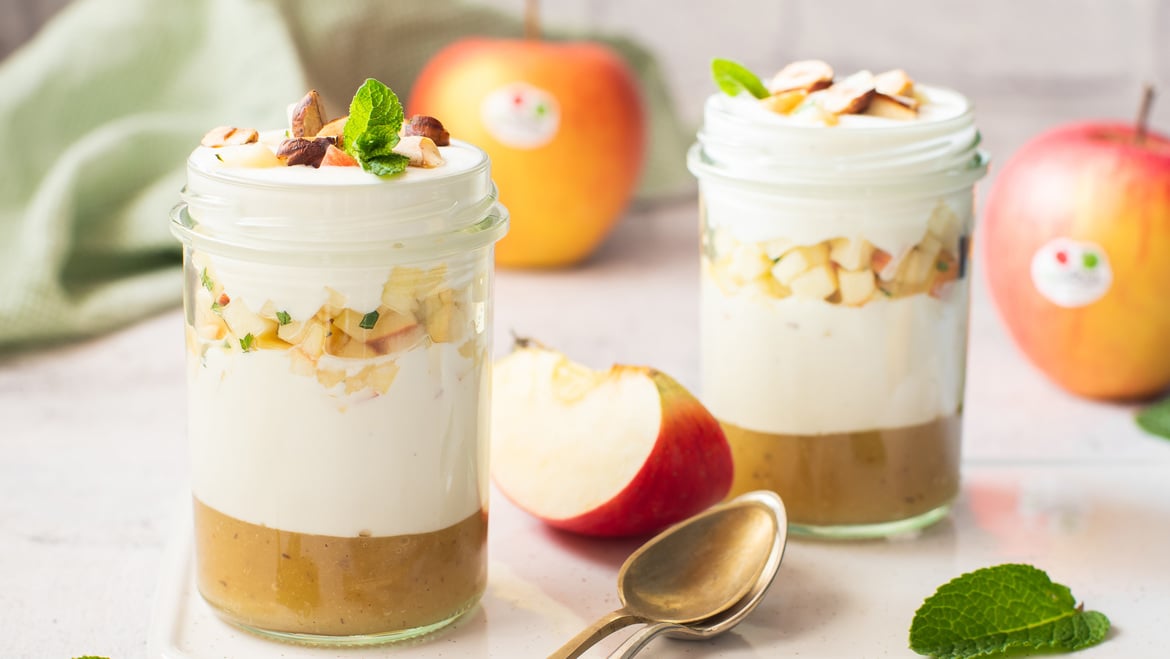 Crema di ricotta<br>con bis di mela Pinova