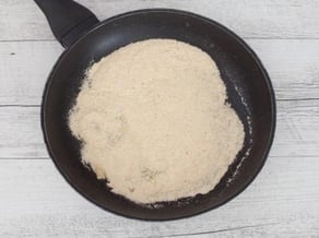 Rigatoni con cavolfiore,<br>pangrattato e acciughe
