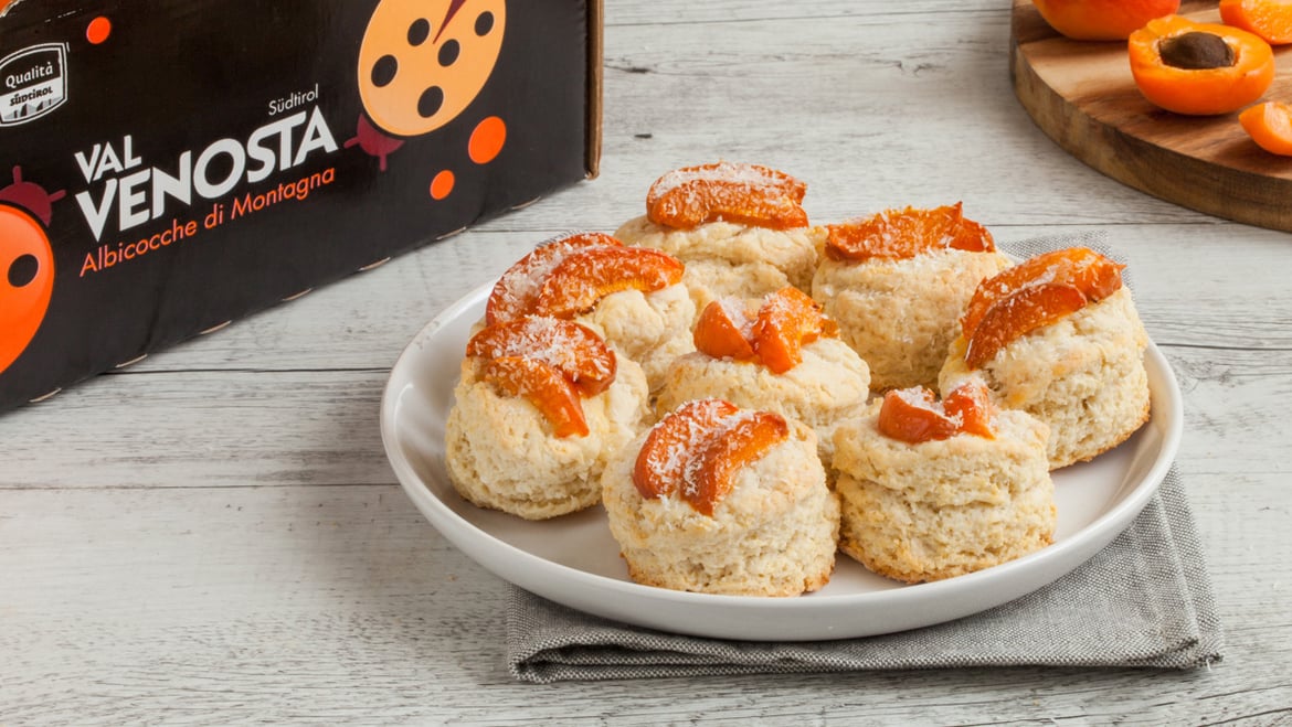 Scones alle albicocche e cocco