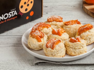 Scones alle albicocche e cocco
