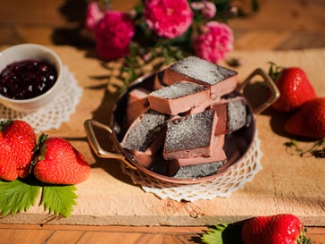 Iced Strawberry-Kaiserschmarrn