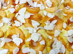 Vinschger Mandel-Marillenkuchen