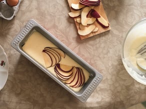 Torta di mele Red Delicious<br>e nocciole