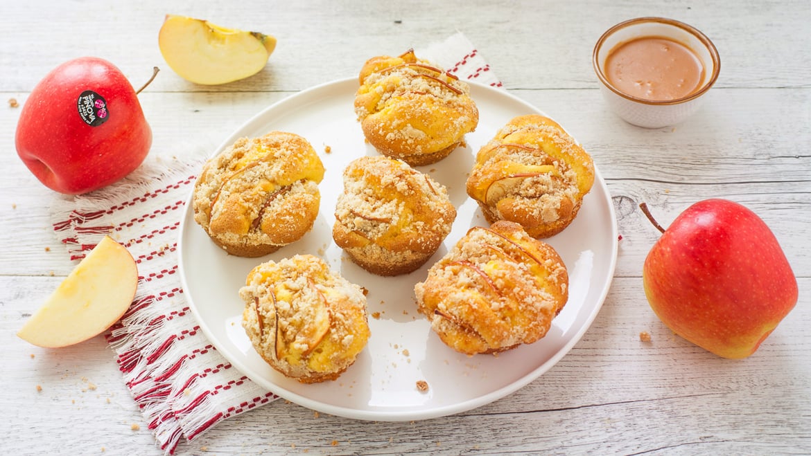 Muffins mit Pinova-Apfel und Mürbeteigcrumble