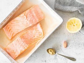 Filetto di salmone al forno<br>con mele Pinova