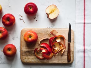 Cremiger, veganer Kuchen<br>mit Bonita-Äpfeln