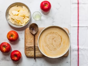 Cremiger, veganer Kuchen<br>mit Bonita-Äpfeln