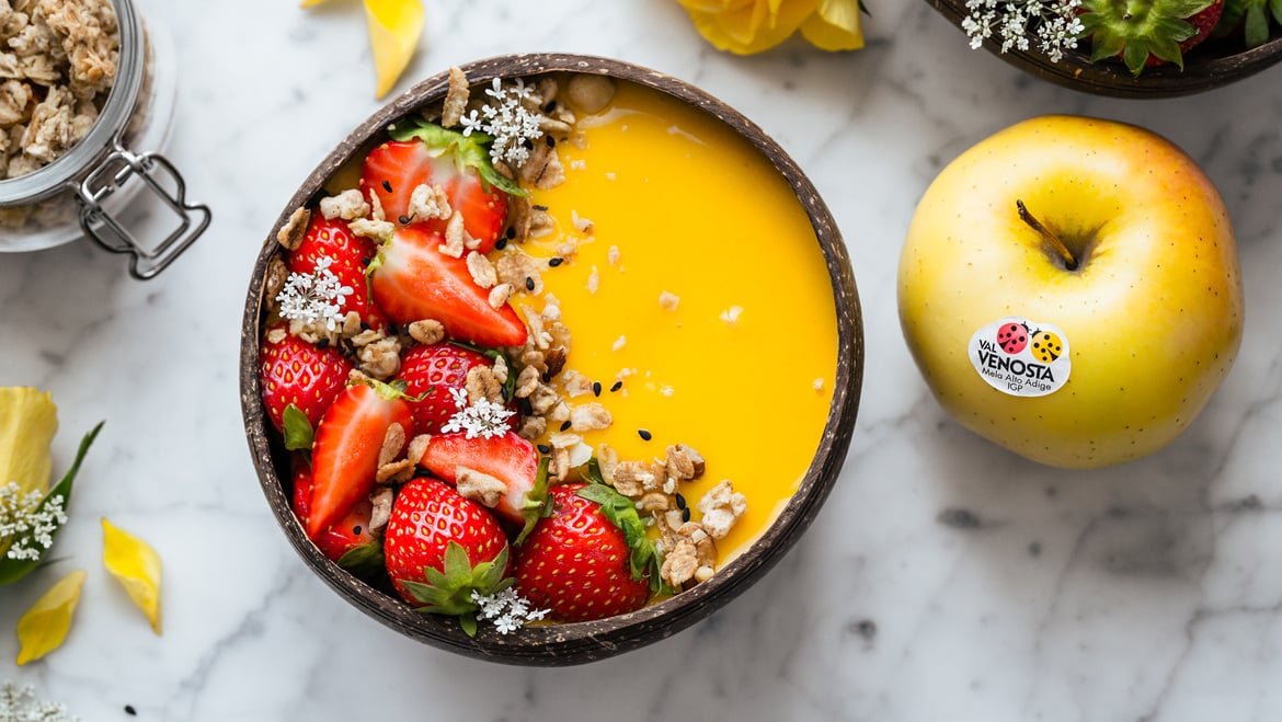 Smoothie Bowl Golden für's Frühstück