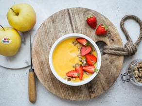 Smoothie Bowl Golden für's Frühstück