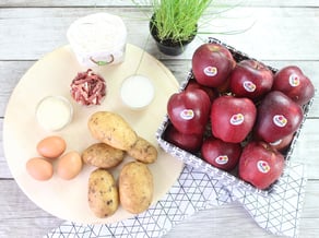Gnocchi con crema al parmigiano, mele Red Delicious e speck