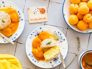 Vanillesoufflé mit karamellisierten Marillen