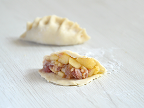 Gyoza con manzanas Red Delicious y carne de cerdo