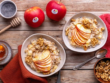 Porridge con mele Gala, noci e miele