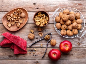 Porridge con mele Gala, noci e miele