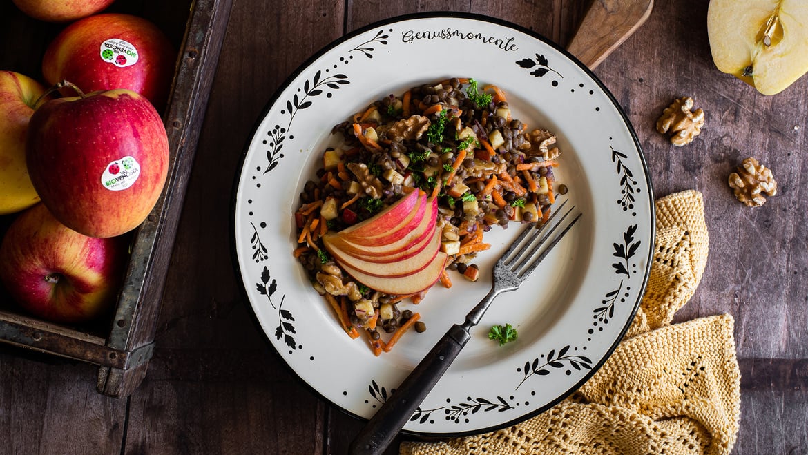Ensalada de lentejas y manzanas Pinova