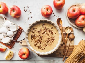 Charlotte marmorizzata con mele Pinova e cioccolato