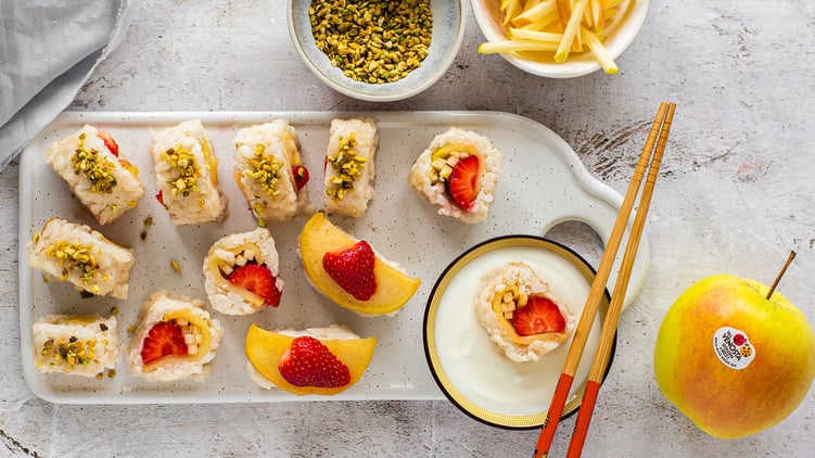 Sushi con mele Golden Delicious e fragole Val Venosta