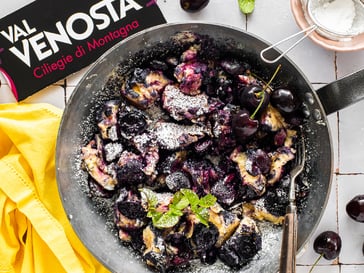 Schmarrn alla ricotta con le ciliegie Val Venosta