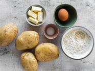 Potato dough ravioli with Golden Delicious apple and cheese filling