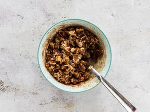 Mele Hasselback con crumble di noci