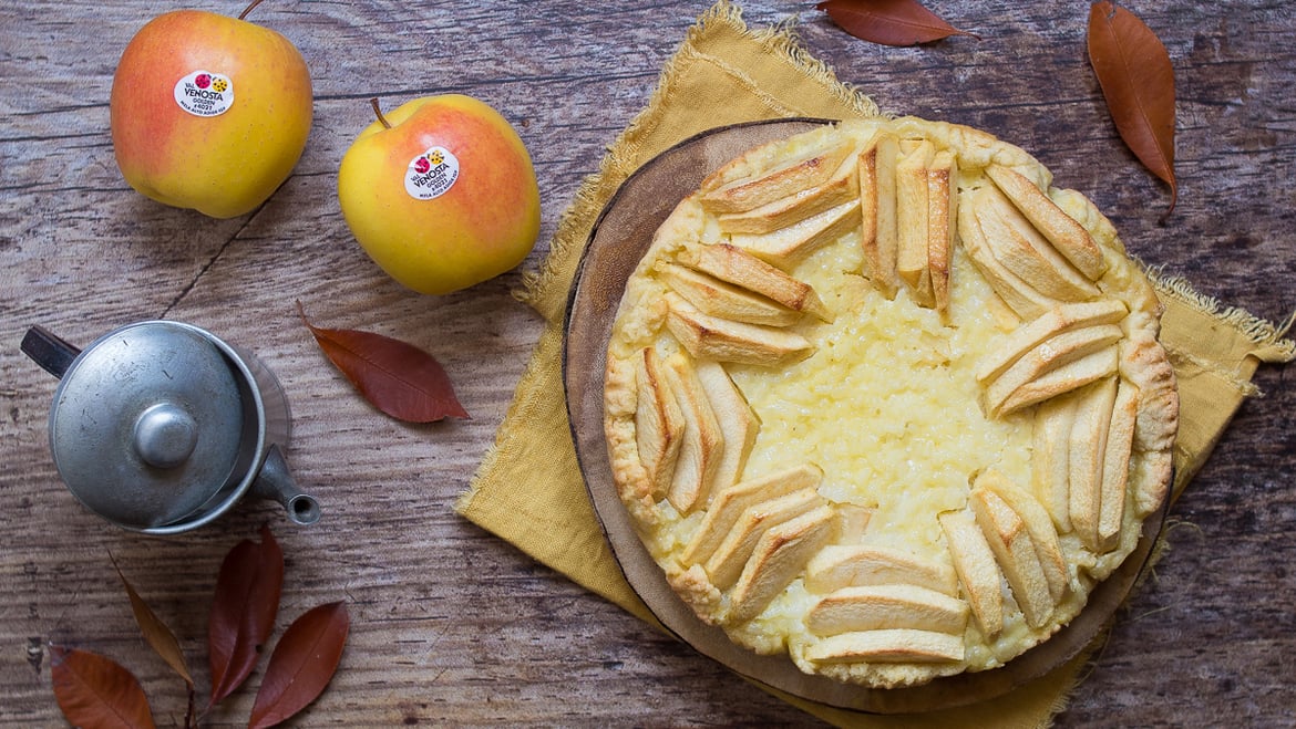 Crostata di riso e mele Golden Delicious