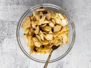 Scheiterhaufen mit Bio-Golden Delicious-Äpfeln