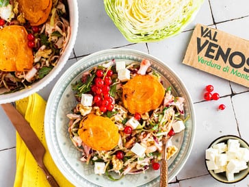 Kraut-Radicchio-Salat mit gegrillten Marillen aus dem Vinschgau