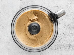 Hummus di cavolfiore con mele Golden Delicious caramellate