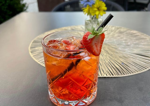 ErdbeeraperolSpritz
