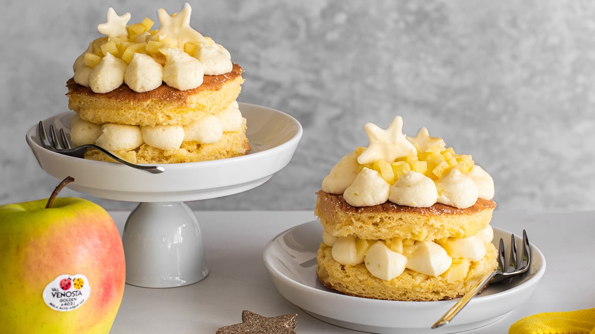 Apfeltörtchen mit Golden Delicious aus dem Vinschgau, Mascarponecreme und weißer Schokolade