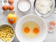 Apfeltörtchen mit Golden Delicious aus dem Vinschgau, Mascarponecreme und weißer Schokolade